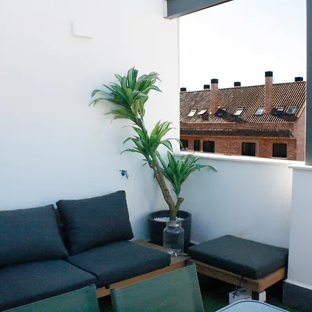 Apartahotel Madrid Urban Suites - Apartments Boutique Full Equiped-3